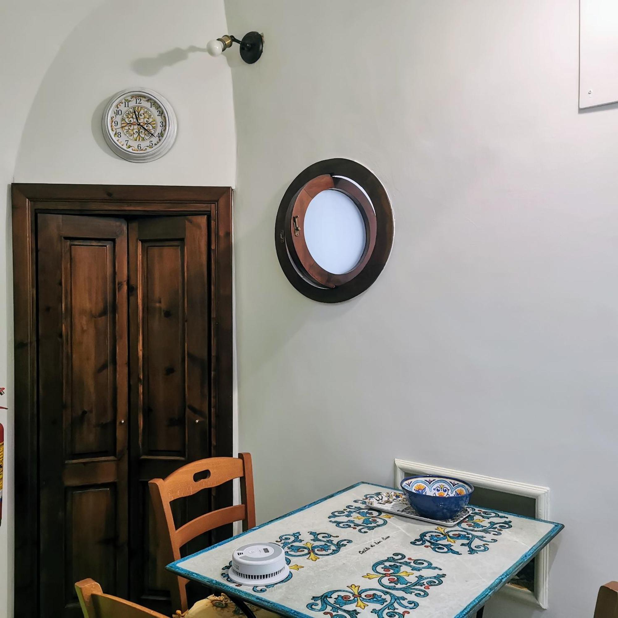 Cortile Di San Leo Apartment วิเอตริ ภายนอก รูปภาพ